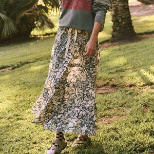 NWOT THE GREAT. Pastoral Skirt in Green Palm Leaf Island Floral SZ 2 M
